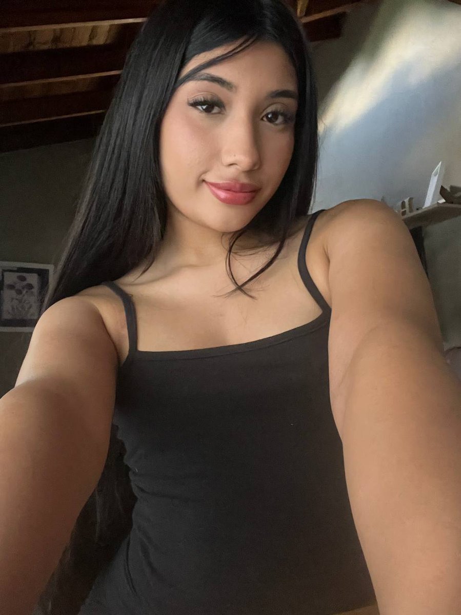 thickarianax's tweet photo. Hey love https://t.co/Gzsnhe992v