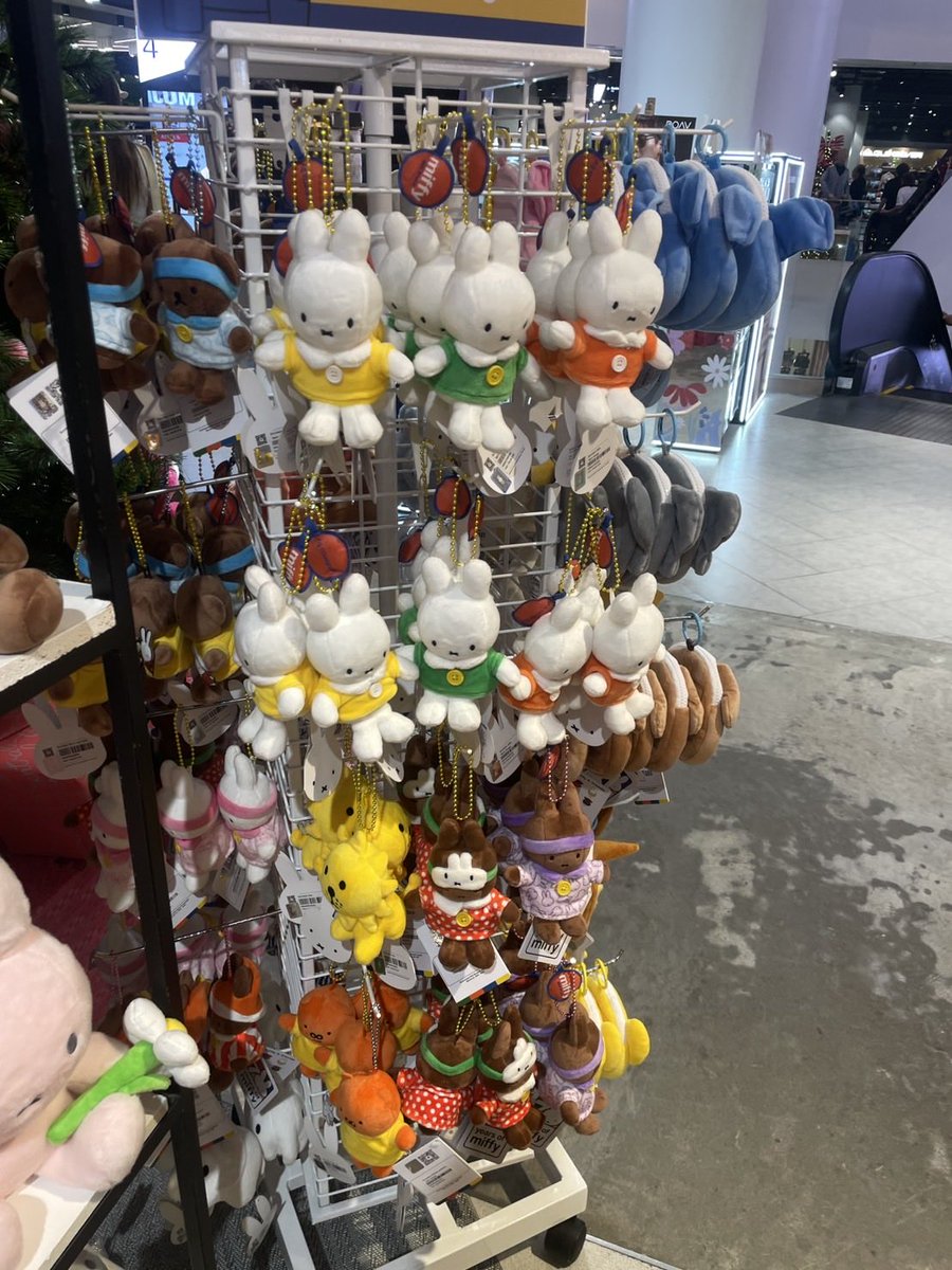 bonitaxshop's tweet photo. Miffy🩷🧸🌈

ค่าหิ้วชิ้นละ 50฿ 

#รับหิ้ว #รับหิ้วตุ๊กตา #ตลาดนัดตุ๊กตา #รับหิ้วdisney #รับหิ้วsanrio #รับหิ้วเซ็นทรัล #รับหิ้วสินค้า https://t.co/LyVRD4ABvP