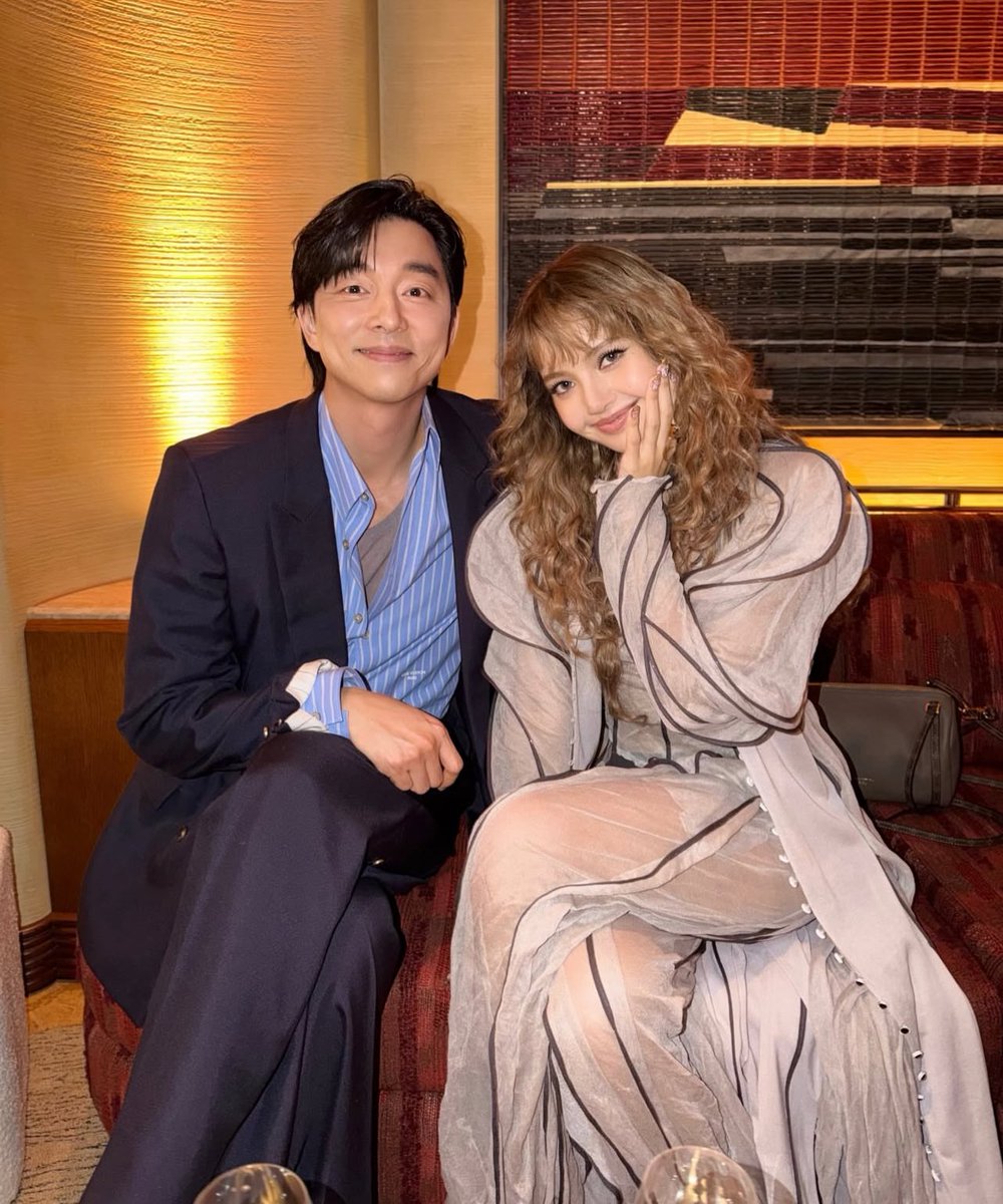 ลิซ่าอยากให้พี่โอนไปไหน พูดมา <a href="/wearelloud/">LLOUD</a>