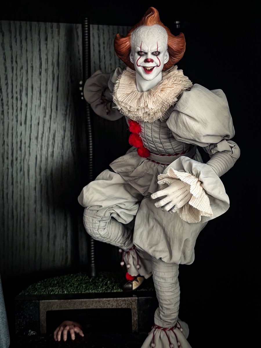 ホットトイズのペニーワイズ、チャプター2版のこれも十分いい出来