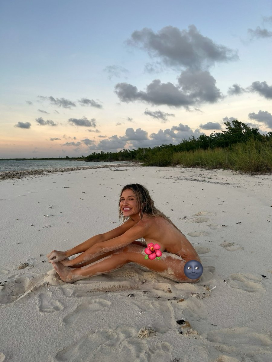 GabbyEpstein1's tweet image. onlyfans.com/gabbyepstein 👀