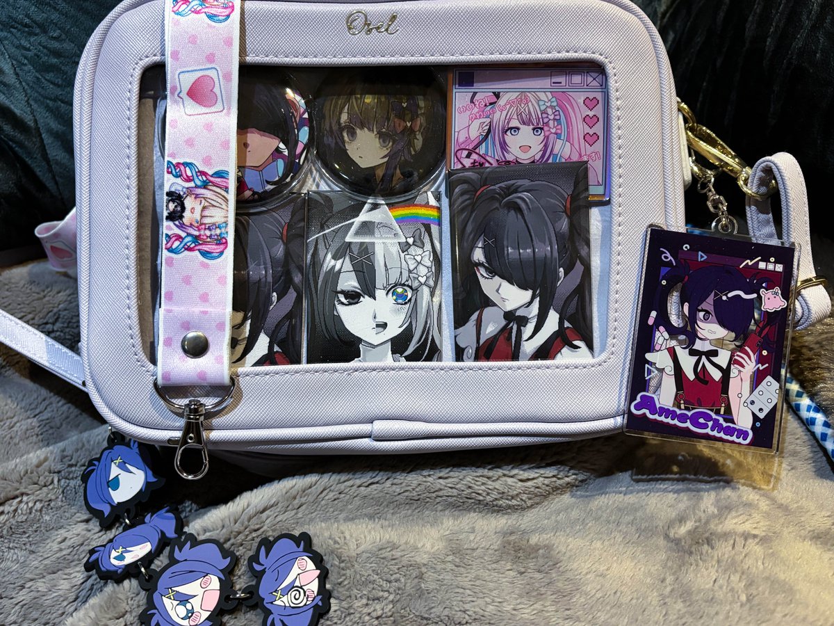 The itabags I've made til this date...
I don't even touch grass I'm really just finding excuses to buy more merch at this point 😅