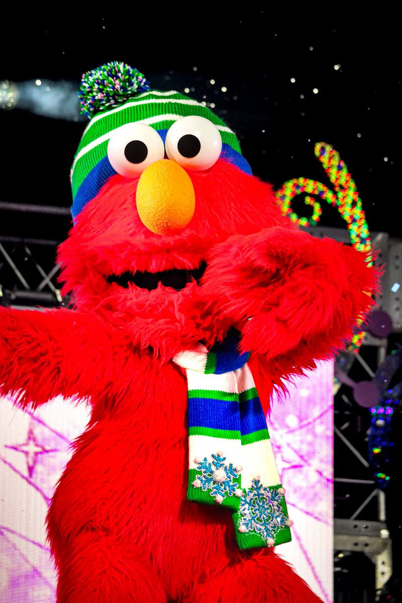 エルモからいっぱい幸せを貰ったライトアップだった✨
#USJファン