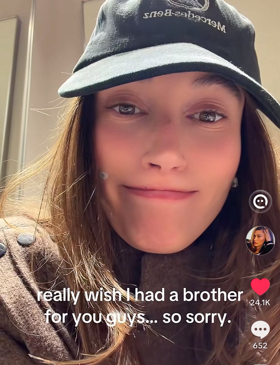 hailey’s reaction to her male version going viral 😭😭😭