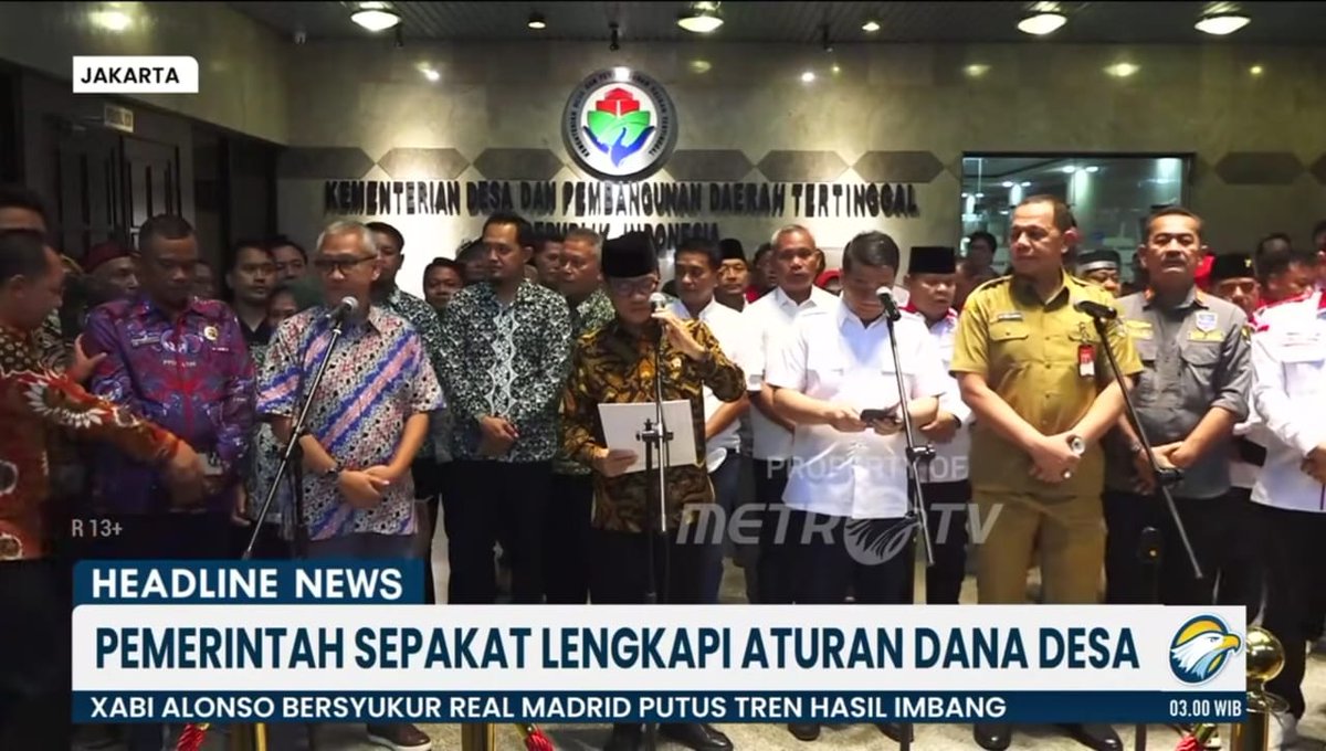 Ditengah keresahan pemerintah desa tentang PMK 81, kemendes berkoordinasi dengan Menteri dalam negeri dan Menkeu untuk pengaturan  DD
#KemendesPDTPeduliDesa
#MenteriDesaPeduliDanaDesa
#YandriSusantoBerjuangUntukDesa
#PendampingDesaPeduliDD
<a href="/prabowo/">Prabowo Subianto</a>
<a href="/YandriSusanto27/">Yandri Susanto</a>
<a href="/ArizaPatria/">Ariza Patria</a>