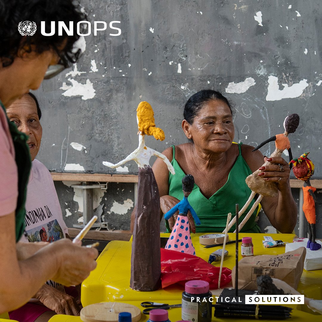 UNinHindi's tweet image. “केवल दीवारें ही नहीं गिरीं—हमारा जीवन भी बिखर गया.”

मासीओ, ब्राज़ील में ज़मीन धँसने की बड़ी घटना से विस्थापित लोग, सामुदायिक नेतृत्व वाले पुनर्वास कार्यक्रम के ज़रिए जीवन फिर संवार रहे हैं व एक-दूसरे से जुड़ रहे हैं.

उनकी कहानी: bit.ly/4hVfHoT  #SDG11

via @UNOPS