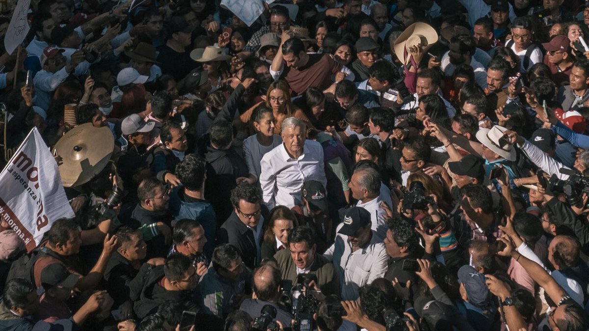 ¿Quién lo hizo mejor?

¿Timotheé Chalamet o Amlo?