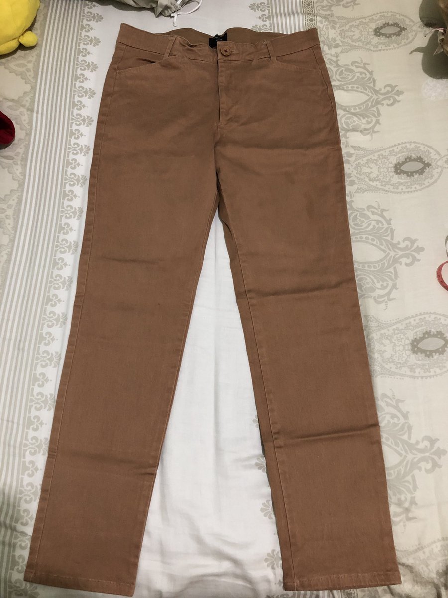 kalaratsamara's tweet photo. preloved, pernah dipakai
still in good condition no detect
lebar pingang 37,5
panjang 92,5 cm https://t.co/YHCMHqG3IY