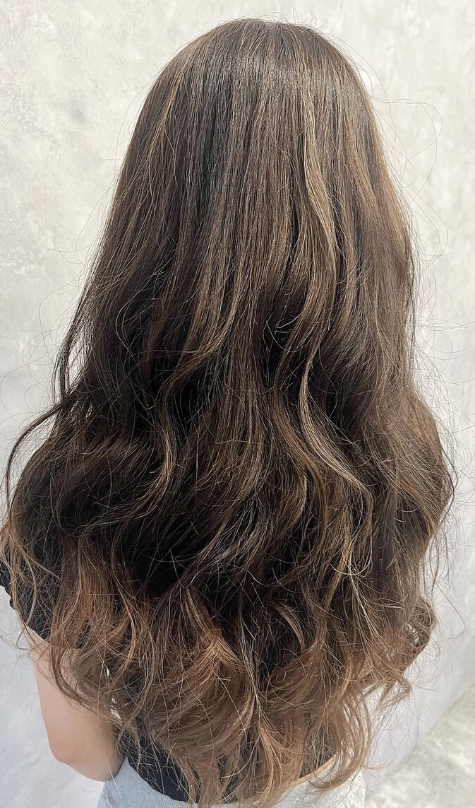 ナチュラルなヘアカラーの定番、ベージュブラウン💛🤎 ベージュが