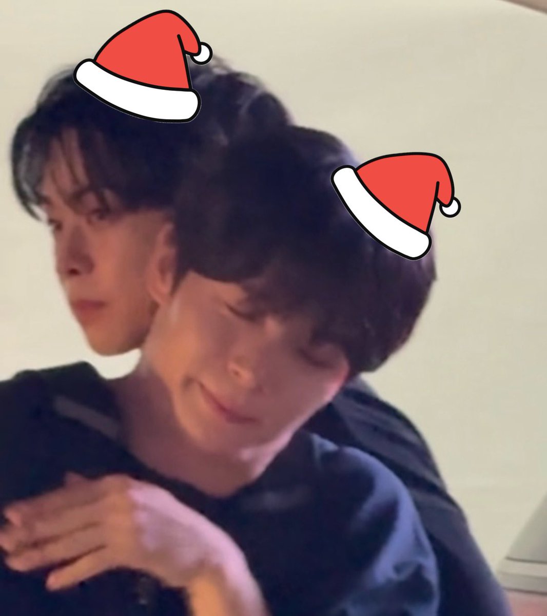 덕분에 인장 이뿌게 꾸몄어요 :) 감사합니당