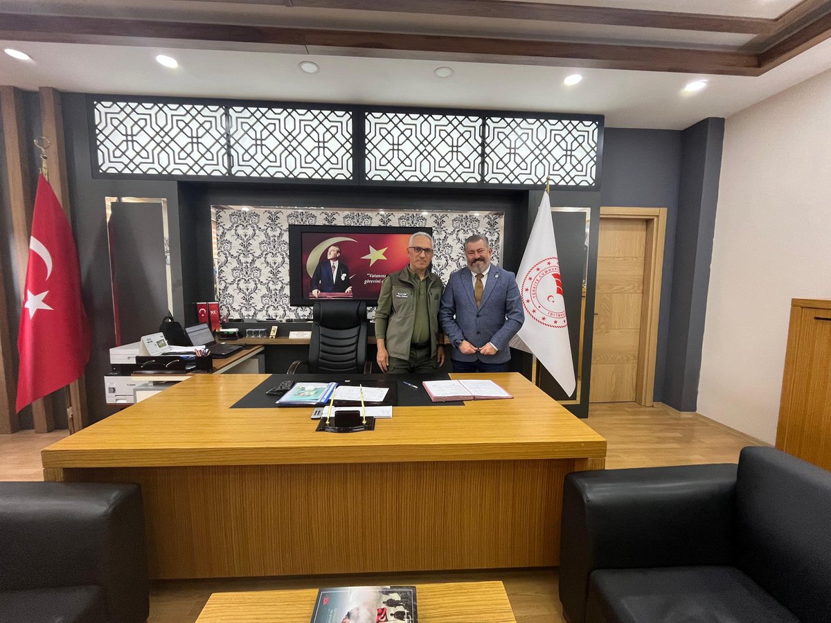 Bölge Müdürlüğümüz ile Ardin Müze ve Sergi Teknolojileri isimli firma arasında Başkomutan Tarihi Milli Park Dumlupınar Bölümünde yer alan Atatürk Evinin  Sergi Salonu Bakım Onarımı ile İnteraktif Renovasyonu hizmet alımı işi sözleşmesi imzalandı.