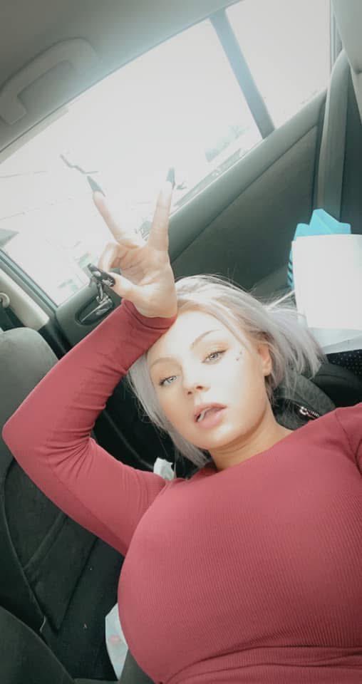 obey_snow's tweet photo. $end losers #findom https://t.co/8EjxC1cVo8
