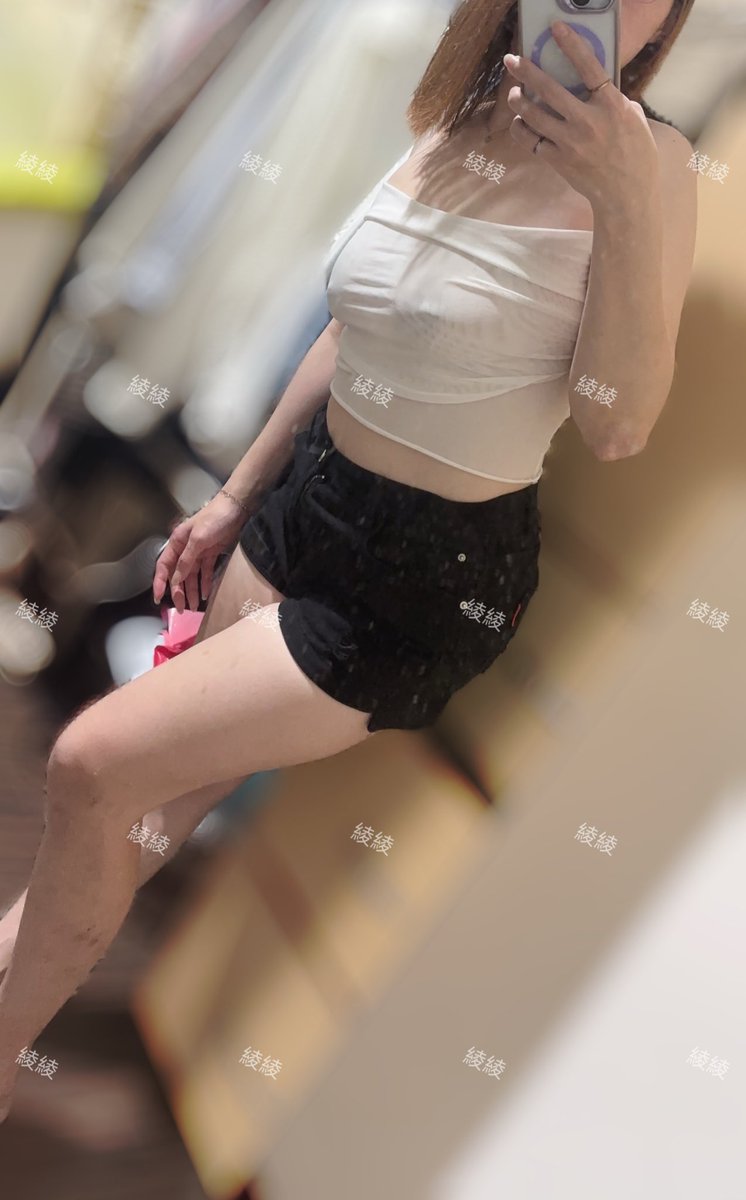 穿這樣出門好嗎 （開玩笑的）