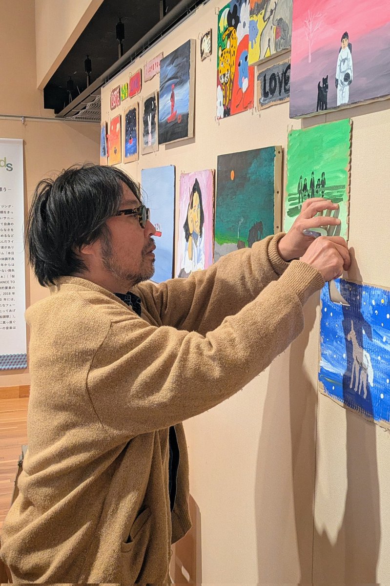 Summery Bird Cakes filmの櫻井君が展覧会と曽我部さんの展示替えの様子を編集して動画にしてくれました。Instagramで公開中です。
instagram.com/reel/DR3z1tWjA…
