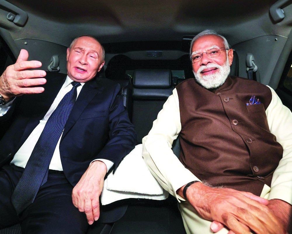 TheDailyPioneer's tweet image. President Vladimir Putin’s return to New Delhi after four years comes at a moment of shifting global power and rising geopolitical friction. His meeting with PM Modi signals continuity in a time-tested partnership built on defence, energy, and strategic trust. As both leaders…