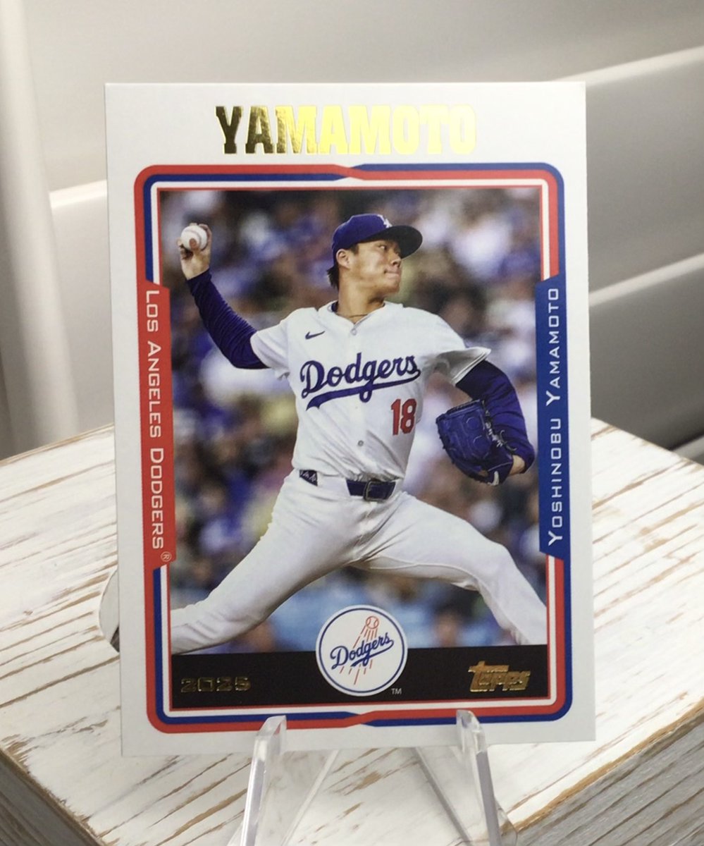 Last Giveaway: Just Pulled 2025 Topps Yamamoto Rookie Card
#Giveaway #Dodgers #yamamoto 
Like✅Follow⚾️Repost⚾️