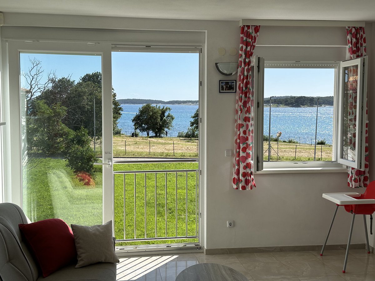 Karl Barthl tweet media