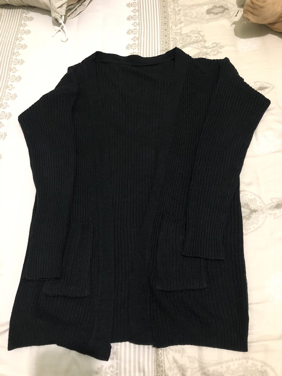 kalaratsamara's tweet photo. preloved, pernah dipakai
panjang 72 cm
ld 51 cm https://t.co/6gKfrdQVSb