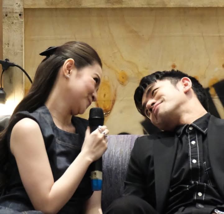 charielarin915's tweet photo. aayyyy oh. Nakakamiss sila sa mga interview

#YearEndBarDaDay 
#BarDaComeback2026
Happy BarDa Day https://t.co/6g7TKNaXdV