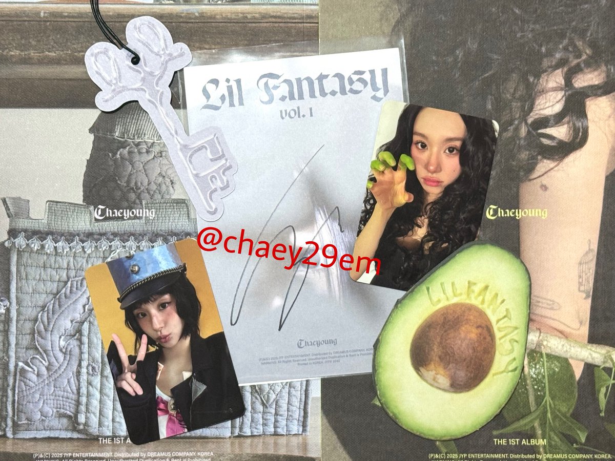 アメリカのチェヨンペン仲間のおかげでLIL FANTASYのサインカード