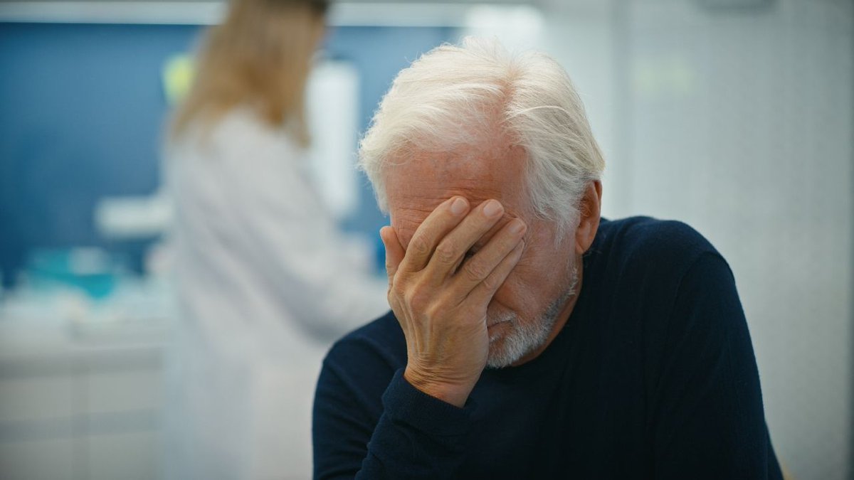 COPCV's tweet image. Comunicar malas noticias es una de las tareas más complicadas a las que se enfrentan los profesionales sanitarios y, sin embargo, siempre se ha considerado una competencia secundaria. Aunque sobra definición, a nivel técnico se describe como aquella que cambia, de forma drástica,…