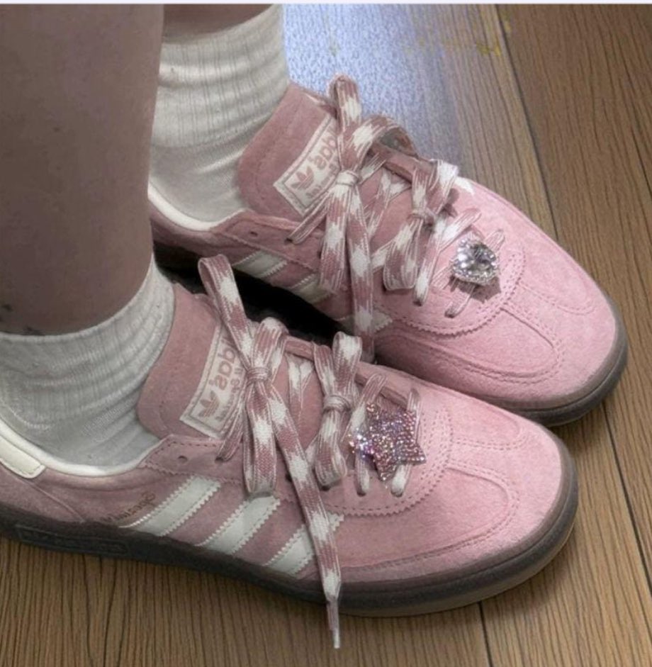 (Pre)Adidas spezial สีwonder mauve ลด50%🎀🍨✨

สีนี้น่ารักมากกกก ดีเทลตรงโลโก้กับเชือกคือถูกต้อง💐 ราคาลดเหลือ2,450.-(รับมัดจำ50%)
#พรีเกาหลี #adidas