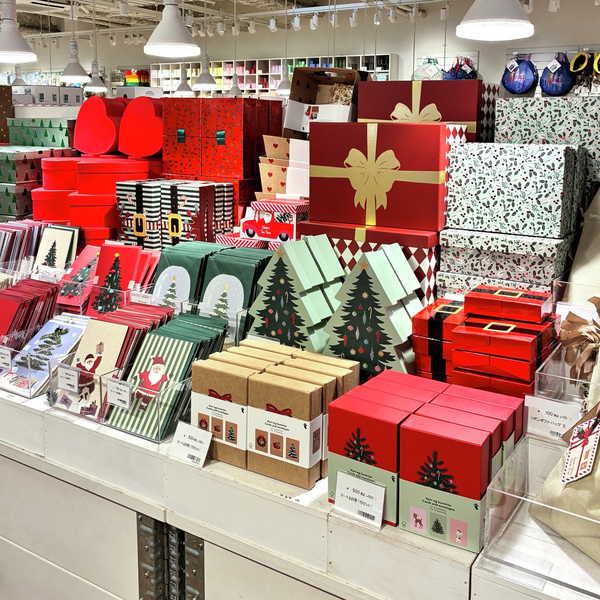 プレゼントをもらった瞬間から楽しい、フライングタイガーのギフト