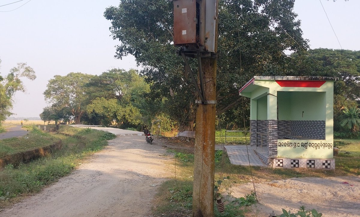 ramakantaDash17's tweet photo. @TPCentralOdisha ରାସ୍ତା ର ପ୍ରସସ୍ତି କରଣ କାମ ଚାଲୁଅଛି , ଗ୍ରାମ ବାସୀ ଙ୍କ ଦାବୀ ଉକ୍ତ ପୋଲ ଗୁଡିକୁ  ସ୍ଥାନାନ୍ତର କରାଯାଉ ...ତୁରନ୍ତ ପଦକ୍ଷେପ ନିଉନ୍ତୁ
ସ୍ଥାନ :- ବୋଧ ଗାଁ କେନାଲ ଛକ ଏବଂ ସାନଜରିଆ ହନୁମାନ ଛକ ( ପଟ୍ଟାମୁଣ୍ଡାଇ ) https://t.co/tybK5osMMI