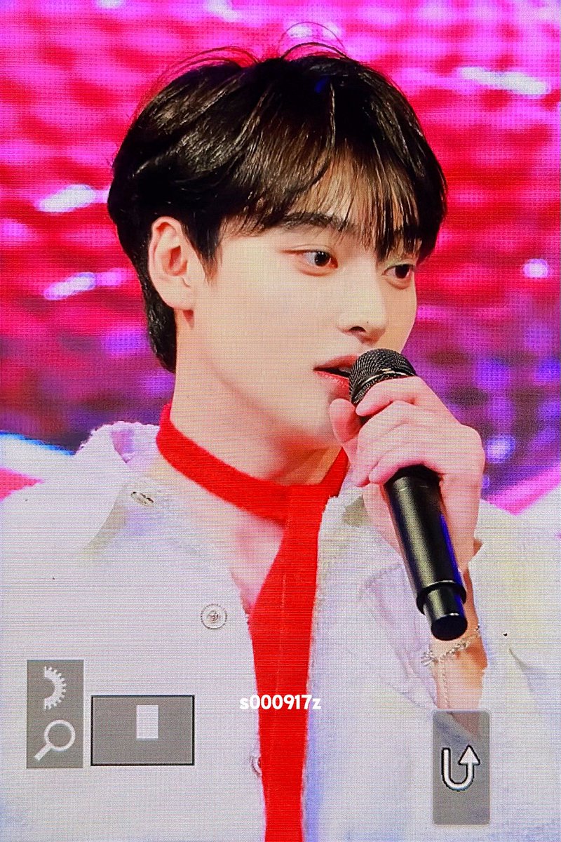 s000917z's tweet photo. 251205 #태선 #TAESEON 

(๑・ω-)～♥” https://t.co/nQwrnOCHKw