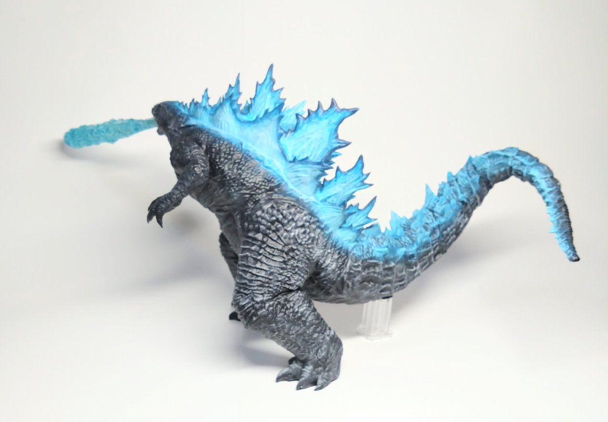 Myamo365's tweet photo. ゴジラ　放射熱線
口からの熱線と背びれの発光は、納得のいくものができました。
#ゴジラ #Godzilla #バンダイ
＃タムタム相模原店2025冬のプラモ展示会 https://t.co/2nSf3fAmgA