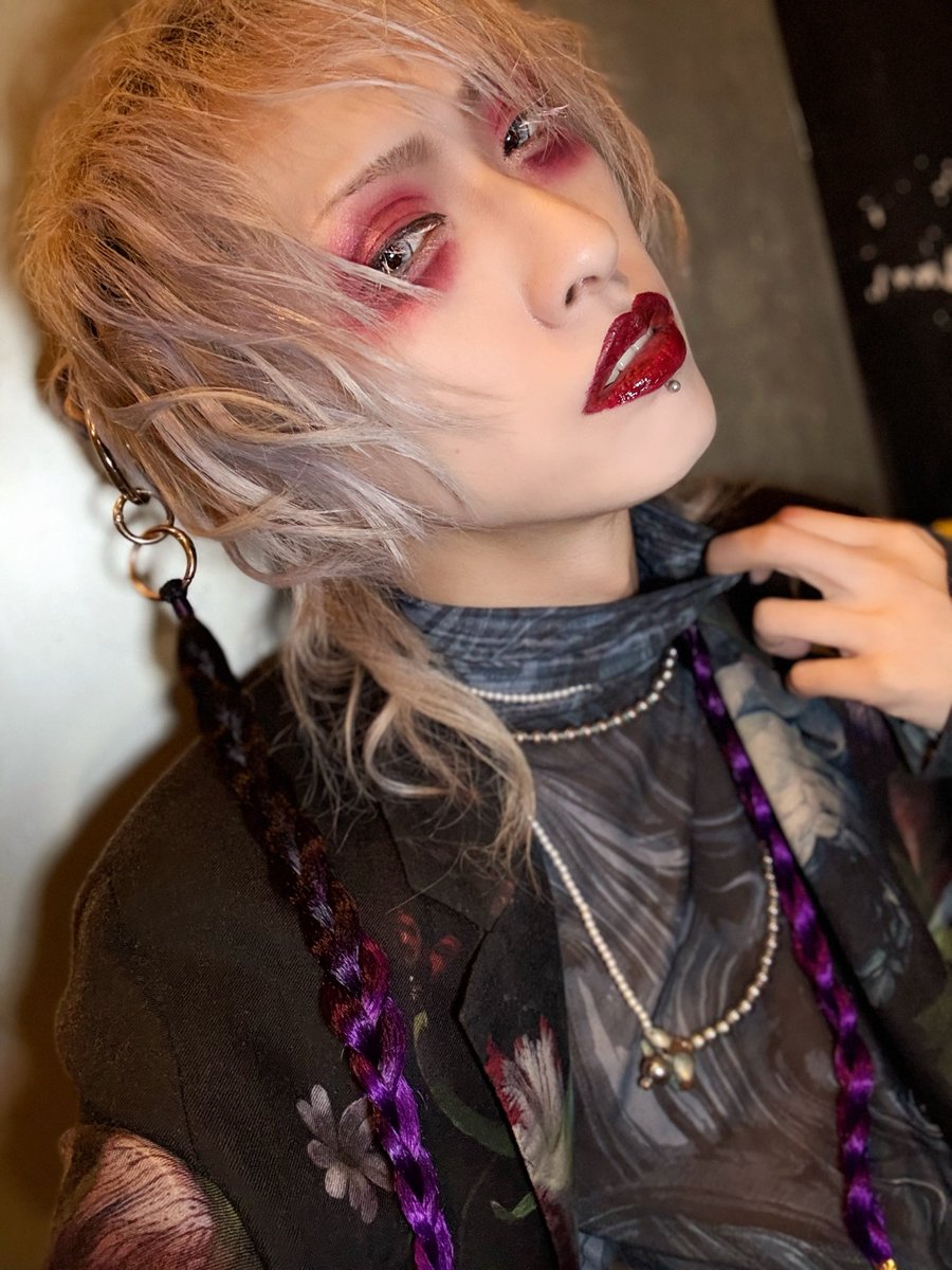 LAY ABOUT WORLD イザナ (@LAW_Izana) / Posts / X