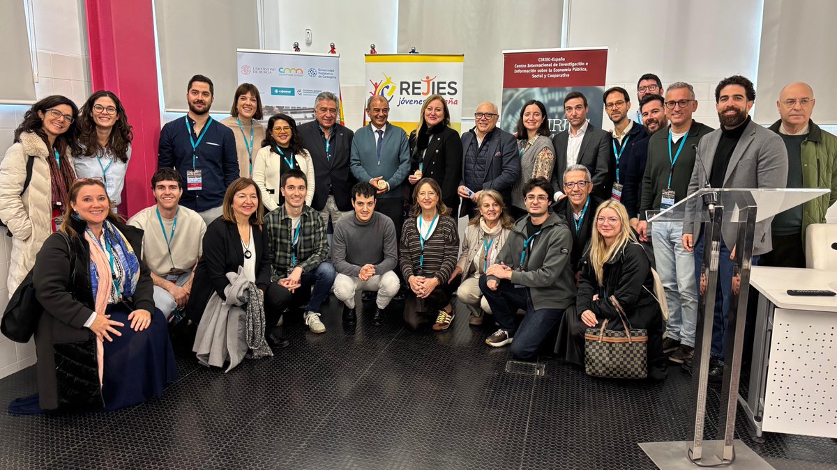 El IX Encuentro de la red ENUIES y el Encuentro de <a href="/Red_REJIES/">REJIES</a> llega a su fin
👏 Agradecemos a todas las personas que han venido hasta Lorca para este evento y esperamos seguir colaborando para un futuro lleno de #EconomíaSocial y promover una economía más justa y sostenible