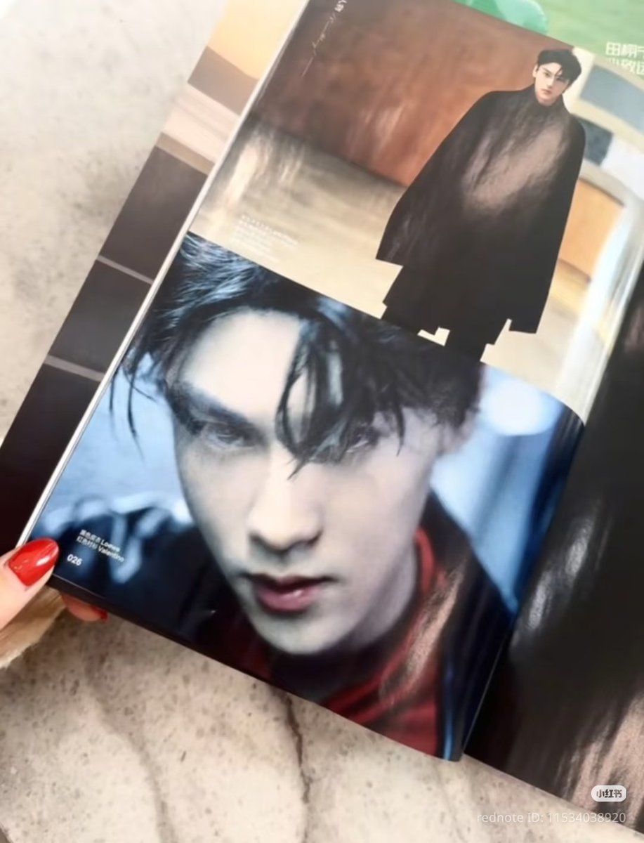 KroShopTwo's tweet photo. รีวิวนิตยสาร Bazaarmen พี่เถียน 
นิตยสารยังสั่งได้นะคะ รูปดูมาก การ์ดก็รูปดีสุดๆ

[Pre-order] #BAZAARMEN x #TianXuning 
📧 สนใจทัก Line https://t.co/d6PhTK4rtL

⚡️Ver. A/B/C ปกละ 480฿/มัดจำ 250฿
= โพลารอยด์พิมพ์ลายเซ็น 2 ใบ + โฟโต้การ์ด 2 ใบ แต่ละ Ver.รูปไม่เหมือนกัน
🚚ค่าส่งในไทยเก็บตอนของมาถึง

⚡️Set D ได้ 3 ปก  1,380฿/มัดจำ 750฿
(ส่งฟรี)
= โพลารอยด์พิมพ์ลายเซ็น 7 ใบ + โฟโต้การ์ด 6 ใบ + เซลฟี่โฟโต้การ์ด 3 ใบ
(การ์ดทั้งหมด 16 ใบ)

#ตลาดนัดRevengedLove #ตลาดนัดเถียนสวี่หนิง #tianxuning  #เถียนสวี่หนิง #田栩宁 #XuningForBazaarMen