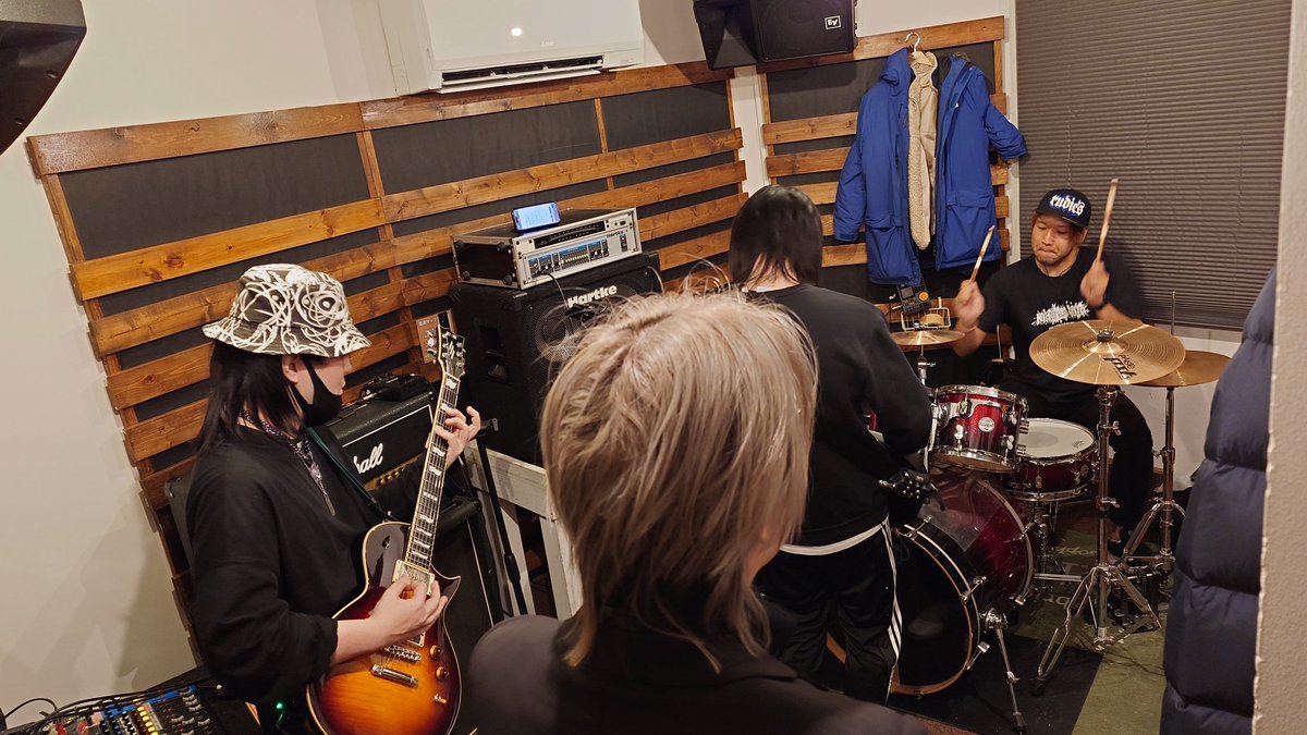 明日のライブの最終チェックです！
仕上がってます！
