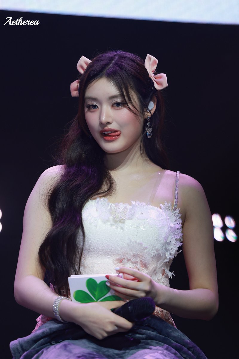 251205 HQ
#ATHENA #아테나 
#FIFTYFIFTY