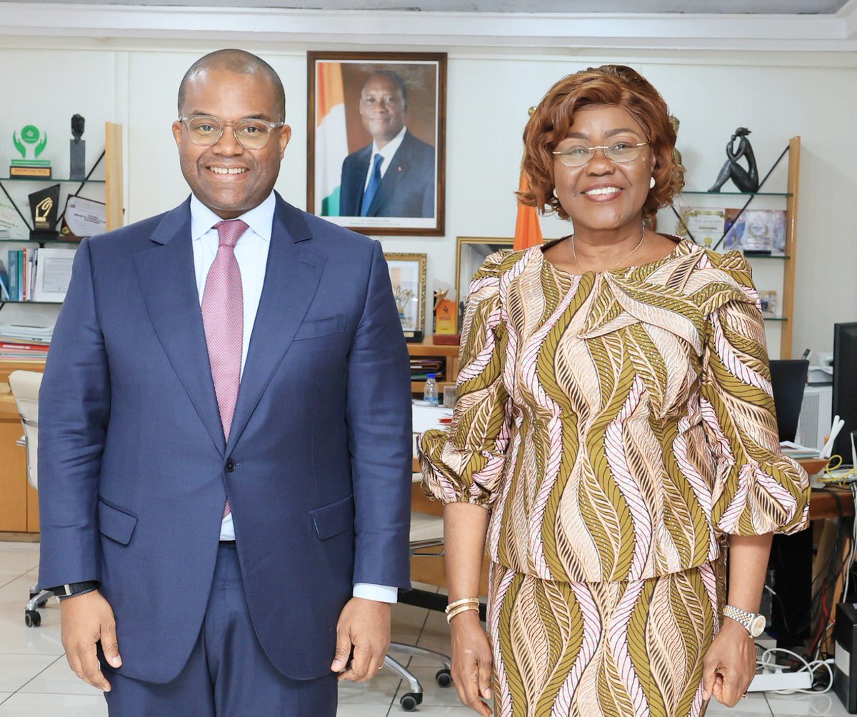 NialeKaba_Off's tweet image. Après le lancement de la Stratégie des Champions Nationaux, hier, j’ai reçu en audience M. @lkkoffi , PCA de AFG Holding. 
Un échange riche et concret. 

#NialéKaba #AFGBank #MEPD #GouvCi