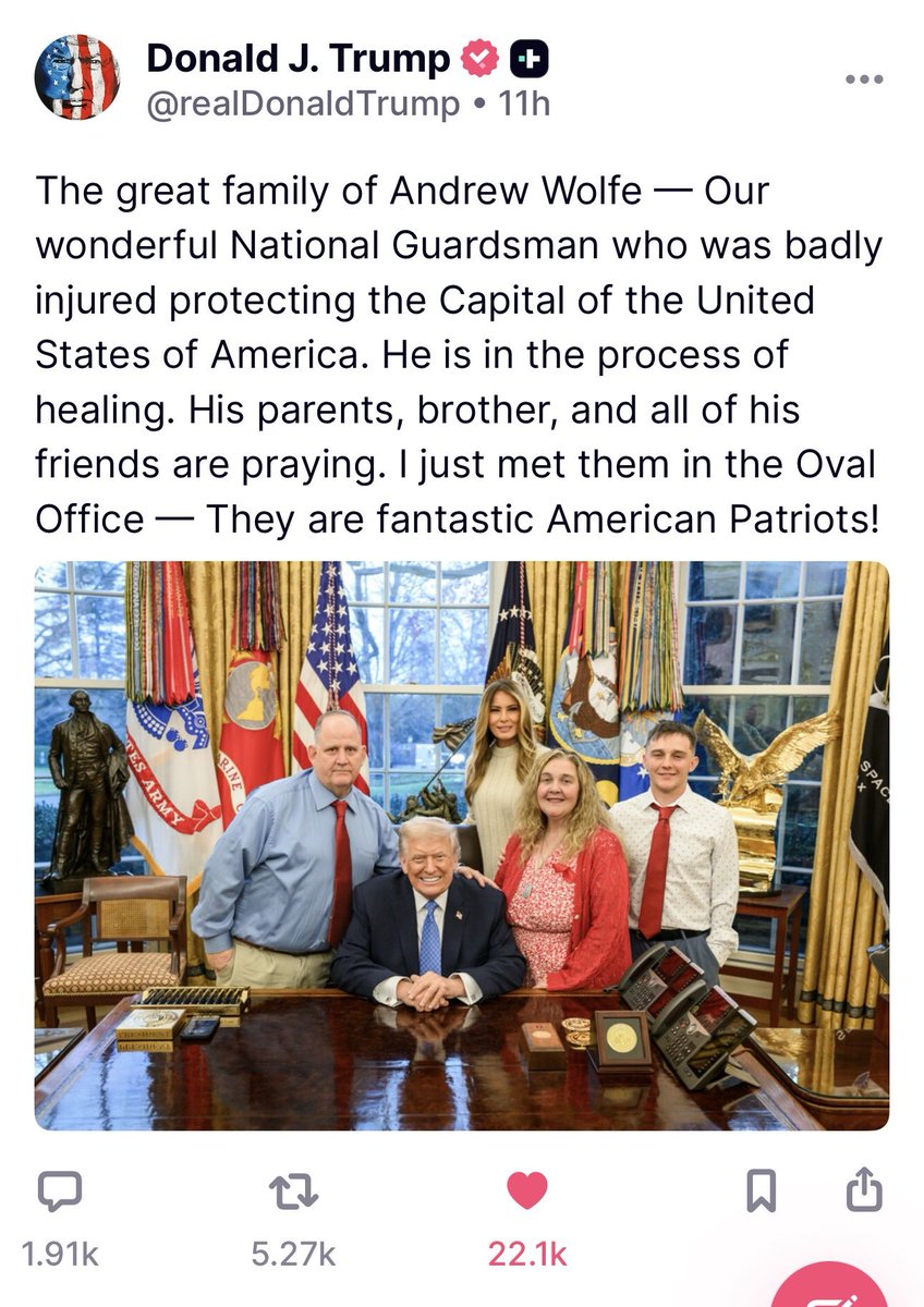 mcs1209's tweet photo. #GodBlessPresidentTrump 
#GoodVibes #HappyFriday 

Continued prayers for strength and healing for Sarah’s family 
🇺🇸💔🇺🇸💔🇺🇸💔🇺🇸💔🙏🏻🙏🏻 https://t.co/CCw3PMywGX
