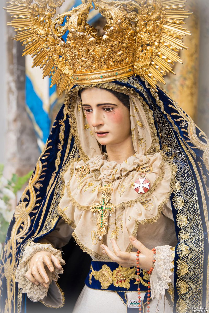 Madre Soledad🖤

<a href="/VeraCruzCadiz/">Hermandad de la Vera+Cruz</a>
