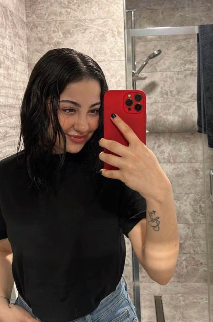 elmrhacker's tweet image. Smiles it’s a beautiful day ✨