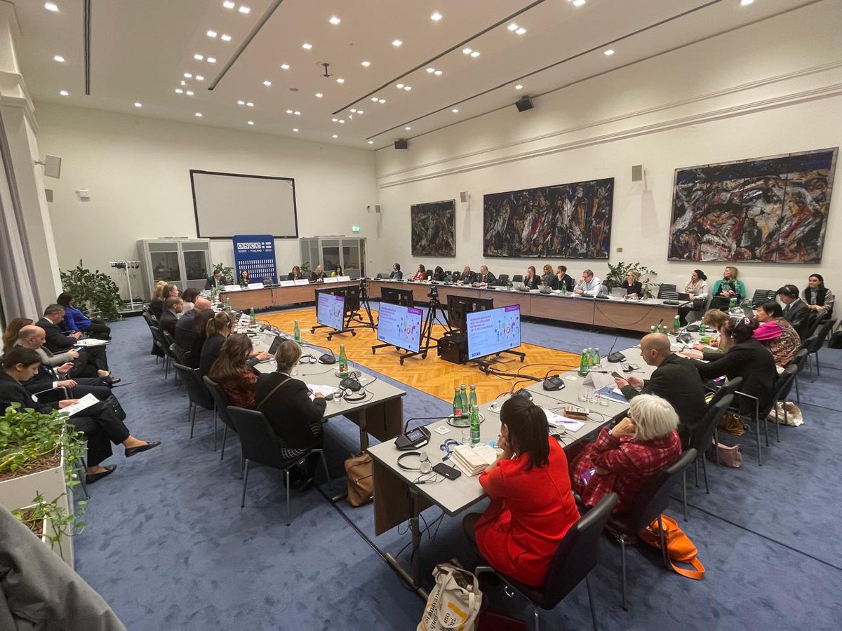 Constantinos Kombos tweet media