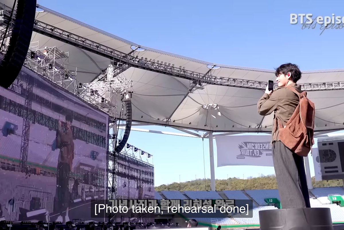 taehyung concert tweet media
