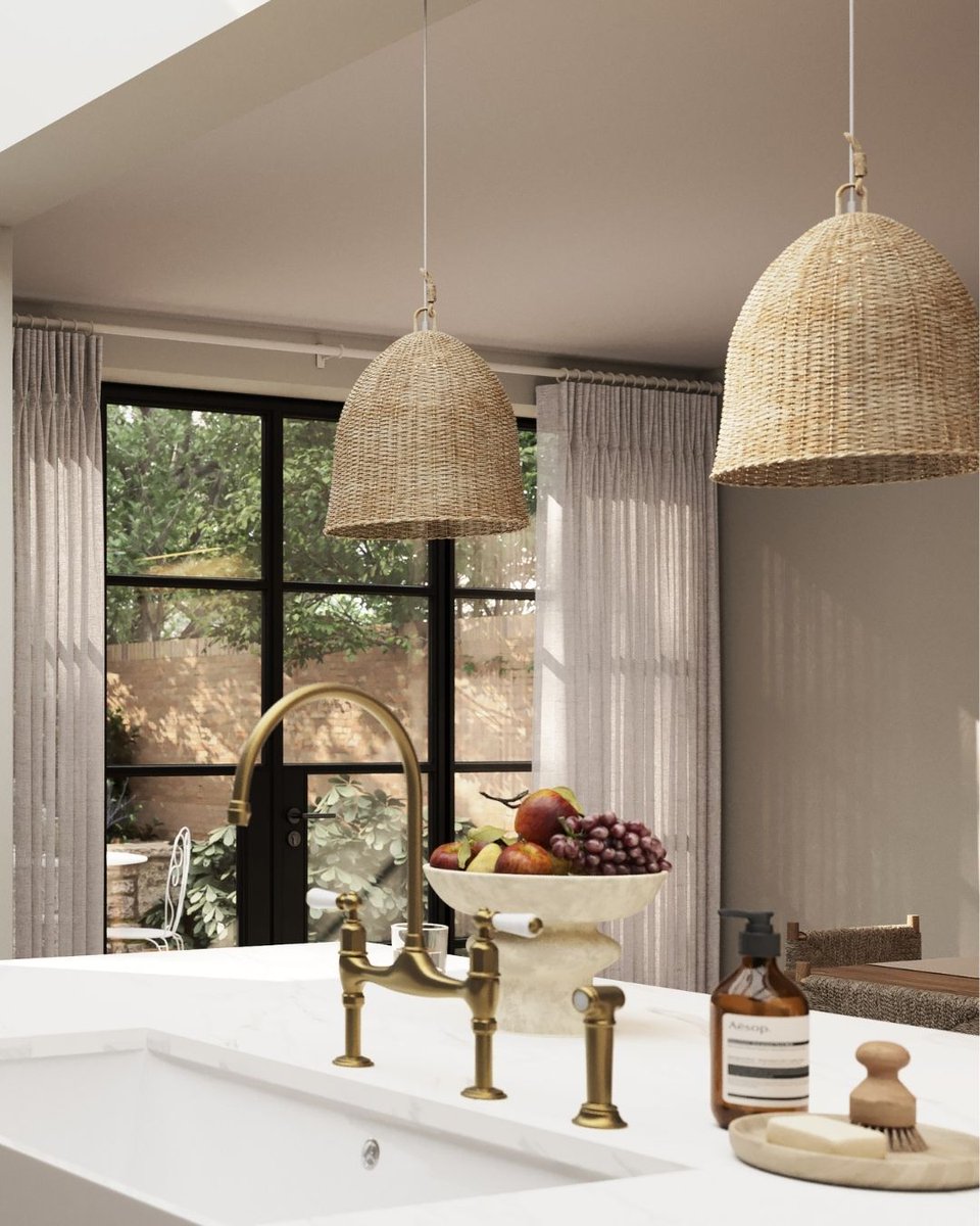 pleat_home's tweet photo. Here are chic ways to boost privacy without losing natural light: slubby sheer blinds for soft bathroom/bedroom screening, café curtains for stylish street-facing rooms, and slubby sheer curtains for cosy zones or big doors. Light + privacy = win. ✨ https://t.co/SsXM63LGnx