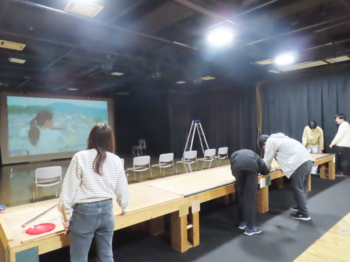 明日から始まる、第3回【スポットライト映画祭】！
【スポットライト映画祭】は「すべての映画に❝スポットライト❞を当てる」京都の学生が主体の自主映画祭です。
今回は、12/6、12/7の2日間で開催します。
気になった方はぜひご来場ください。higashiyamacenter.seesaa.net/article/519401…