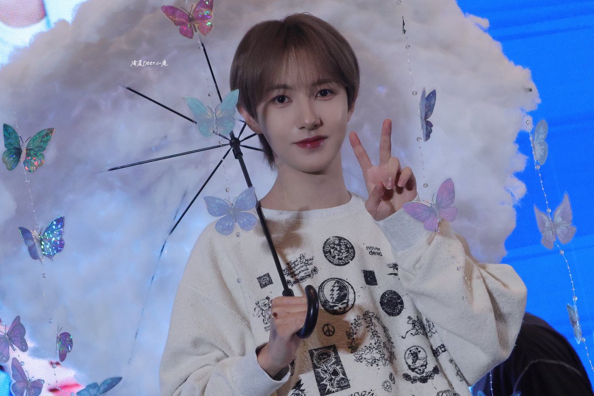 morningDeer0323's tweet photo. 251205런쥔
#런쥔 
#RENJUN 
#仁俊 https://t.co/Sh1XfJNX32