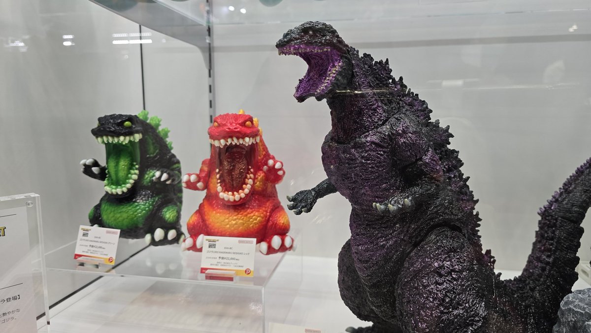 てんつく工芸さんっ @maten78 流石です！！ゴジラキャラバンで目立ち