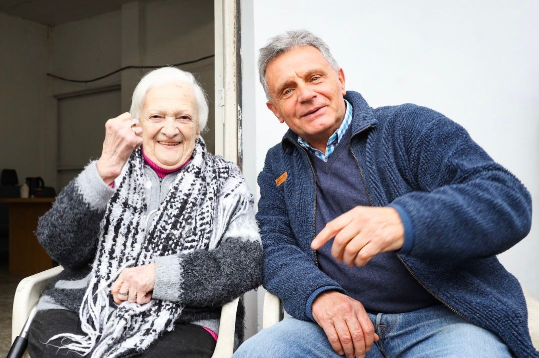 Buen día. Quiero compartirles que va a ser un orgullo asumir como concejal el próximo martes 9 de diciembre.

▪️ Cumplir con la palabra es un valor en sí mismo y es también la base de cualquier proyecto serio para Mar del Plata y Batan.

▪️ Espero que quienes hicieron campaña