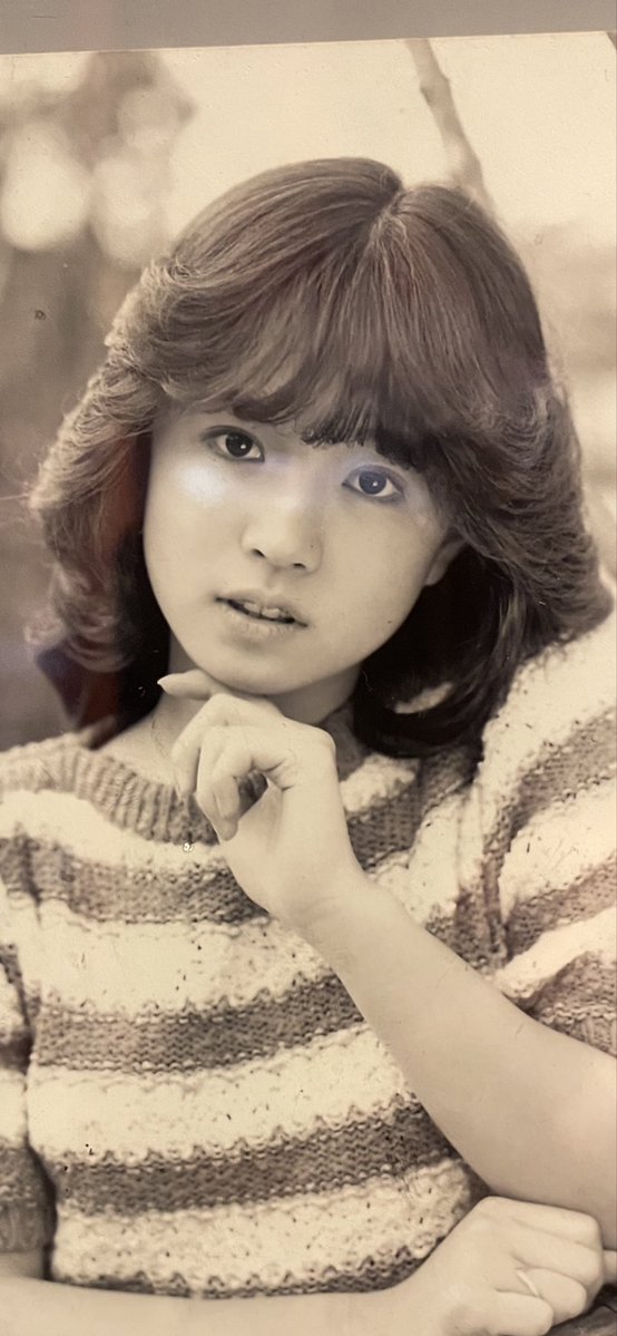 明菜さんは 相変わらず可愛く綺麗で🥰 ブロマイドどうやって飾ろ