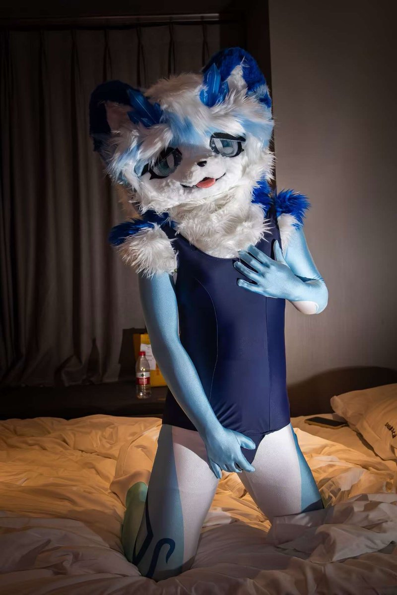 52 ZentaiFursuit tweet media