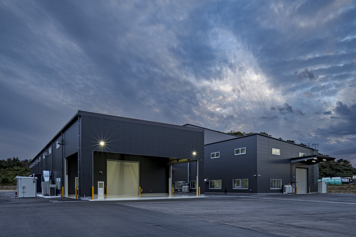 ＼ 竣工情報 ／
「黒木コンポジット(株)いわき工場第二期増築工事」2025年11月に引渡しました！
▶建築地：福島県いわき市
▶建築主：黒木コンポジット株式会社様