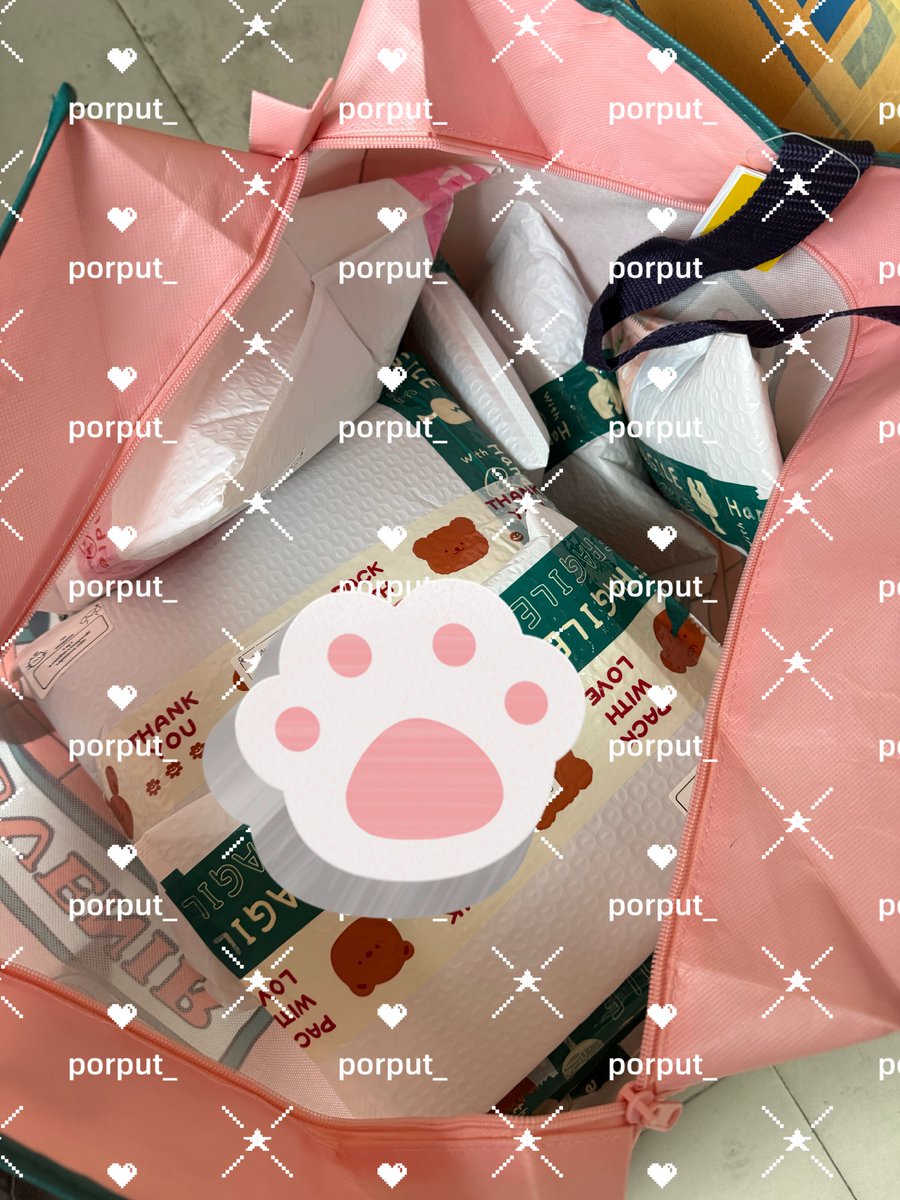 porput_'s tweet photo. 🎁 จัดส่ง Maybelline&Hada Lot 2 สำหรับคนที่โอนเมื่อวานค่ะ
ดึกๆ มาแจ้ง Tracking น้า
#รีวิวporput
#HadaLaboxPerthSantaFirstCafe
#MNYBabyMattexPerthSanta
#ตลาดนัดเพิร์ธแซนต้า #ตลาดนัดgmm
#PerthSanta https://t.co/6eg4YAf3Jd